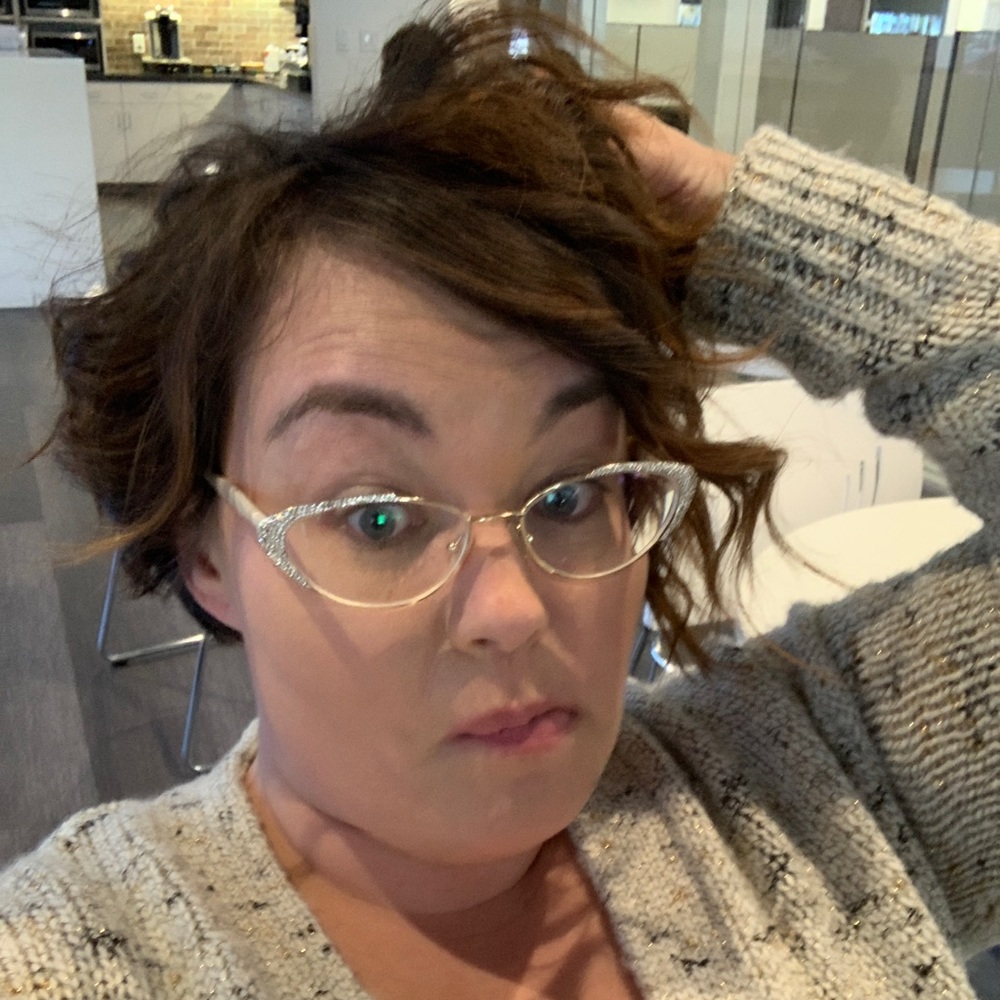 Meet your Posher, Nicole